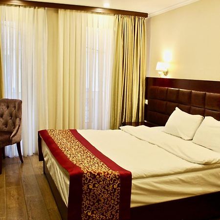 Velvet Hotel Tbilisi Ngoại thất bức ảnh