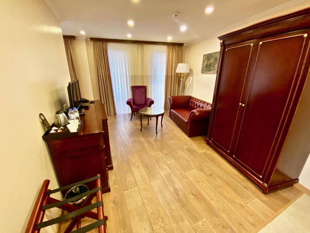 Velvet Hotel Tbilisi Ngoại thất bức ảnh