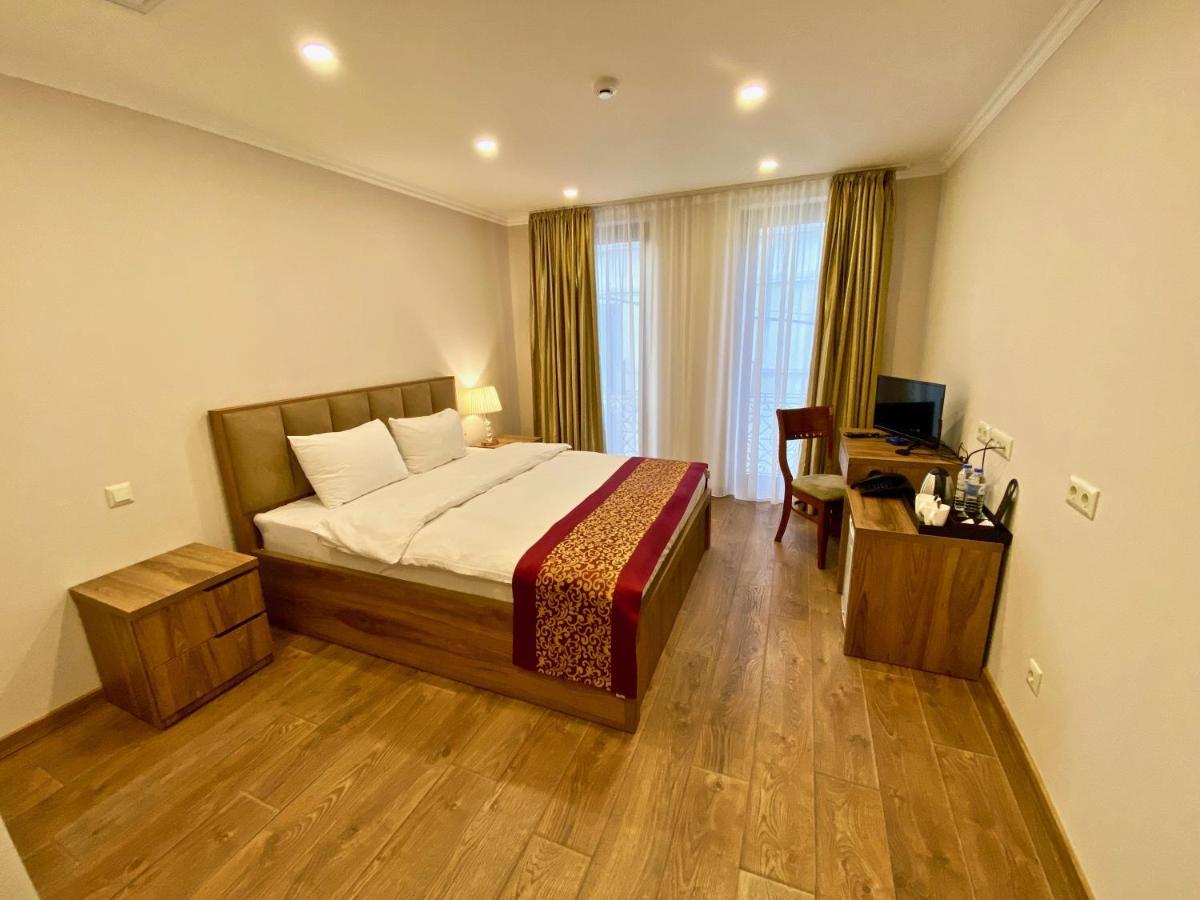 Velvet Hotel Tbilisi Ngoại thất bức ảnh