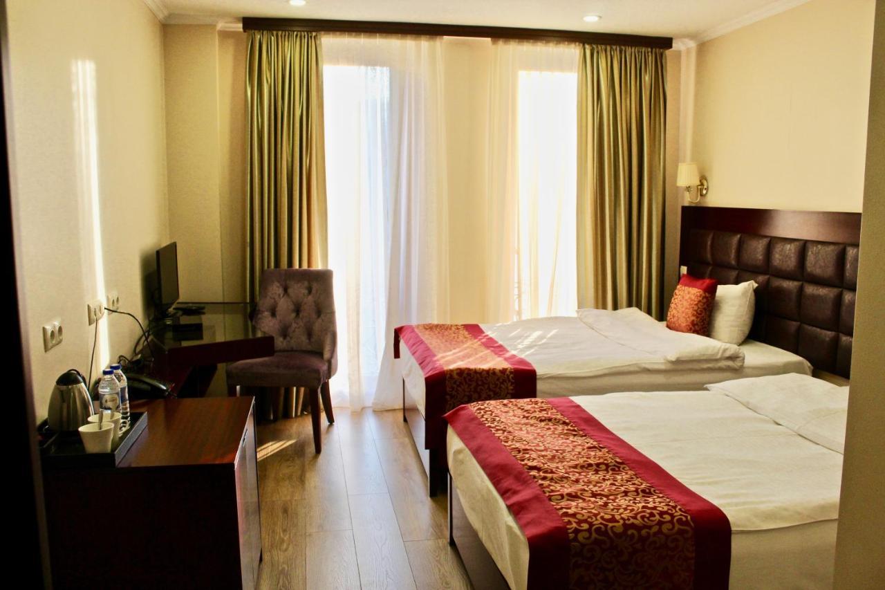 Velvet Hotel Tbilisi Ngoại thất bức ảnh